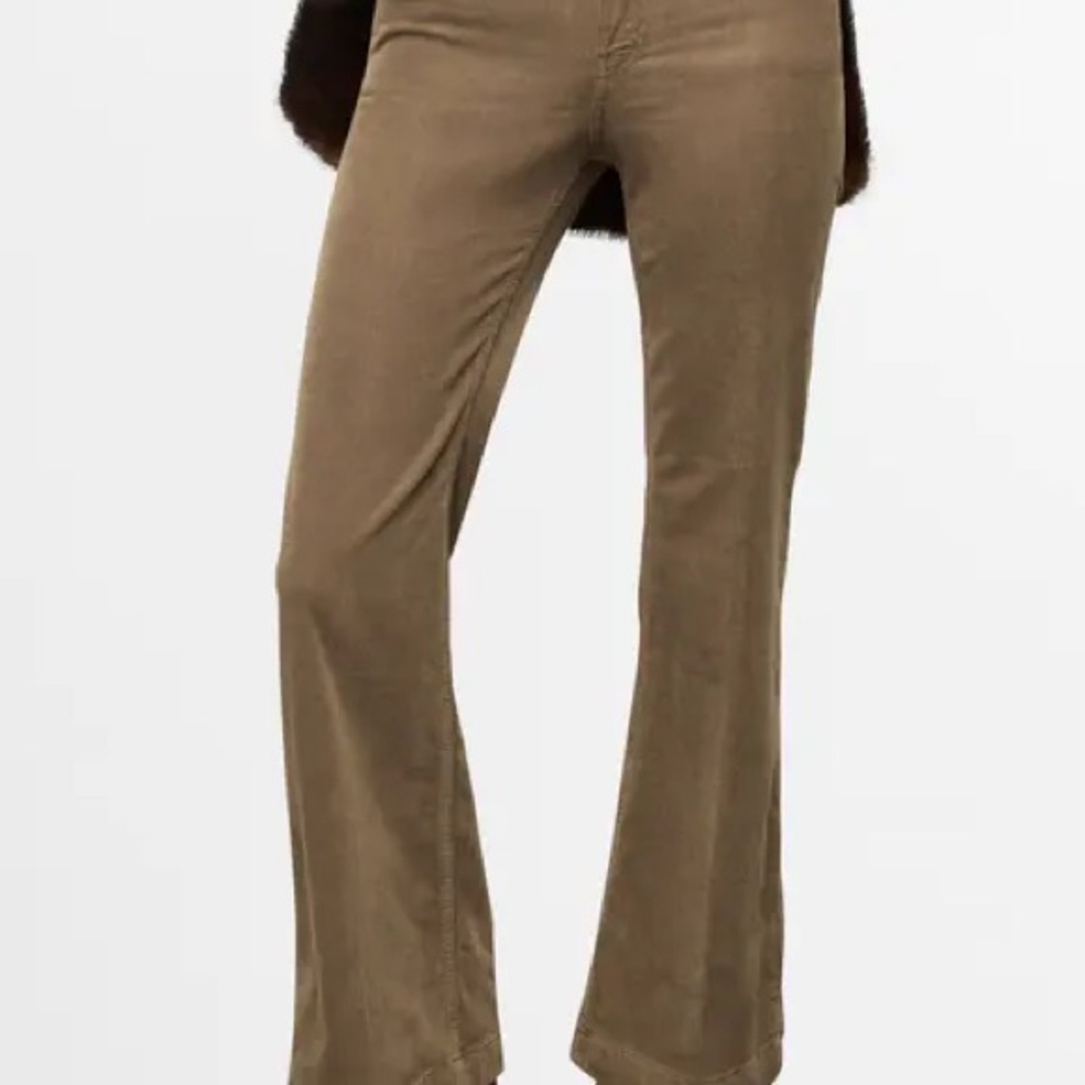 Wit & Wisdom Tan Flared Jeans. Item # 11174